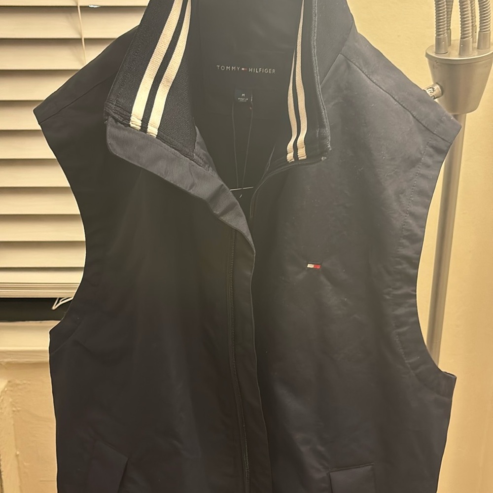 New Tommy Hilfiger vest size M